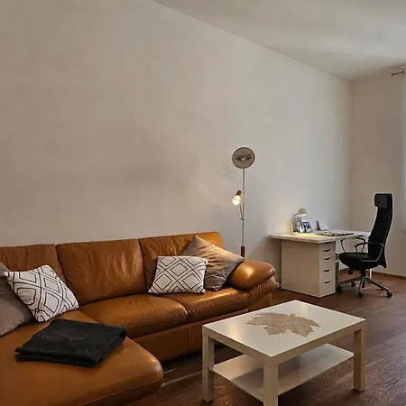 Apartman Ula Tour As By Town Hall In Center